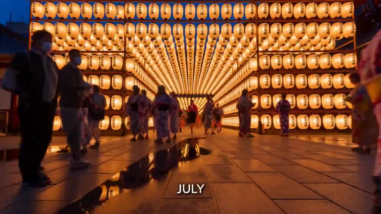Seedance 2.0 Prompt: Senso-ji Temple Kaminarimon Gate 12-Month Timelapse