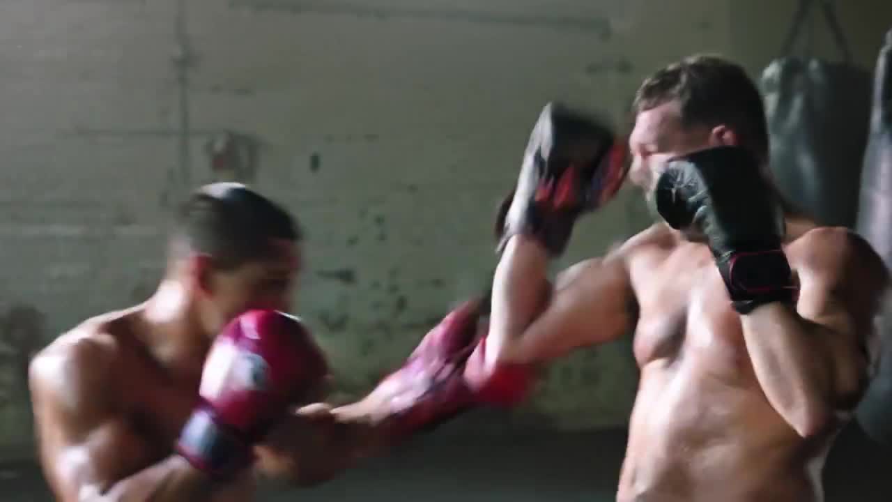 Seedance 2.0 Prompt: Cinematic Boxers Sparring in Gritty Gym
