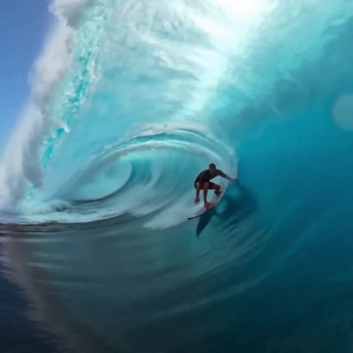 Seedance 2.0 Prompt: Cinematic Barrel Wave Surfing Video
