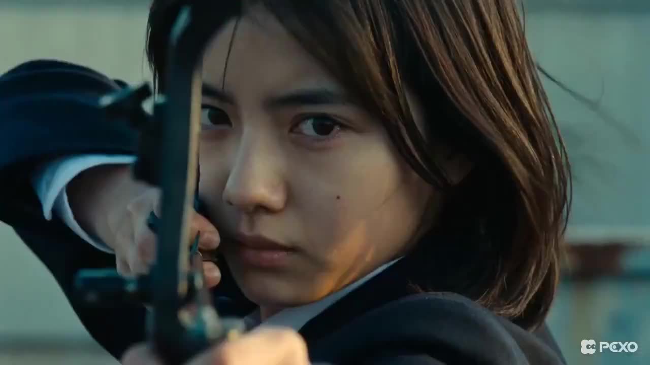 Seedance 2.0 Prompt: Cinematic Survival Thriller Video