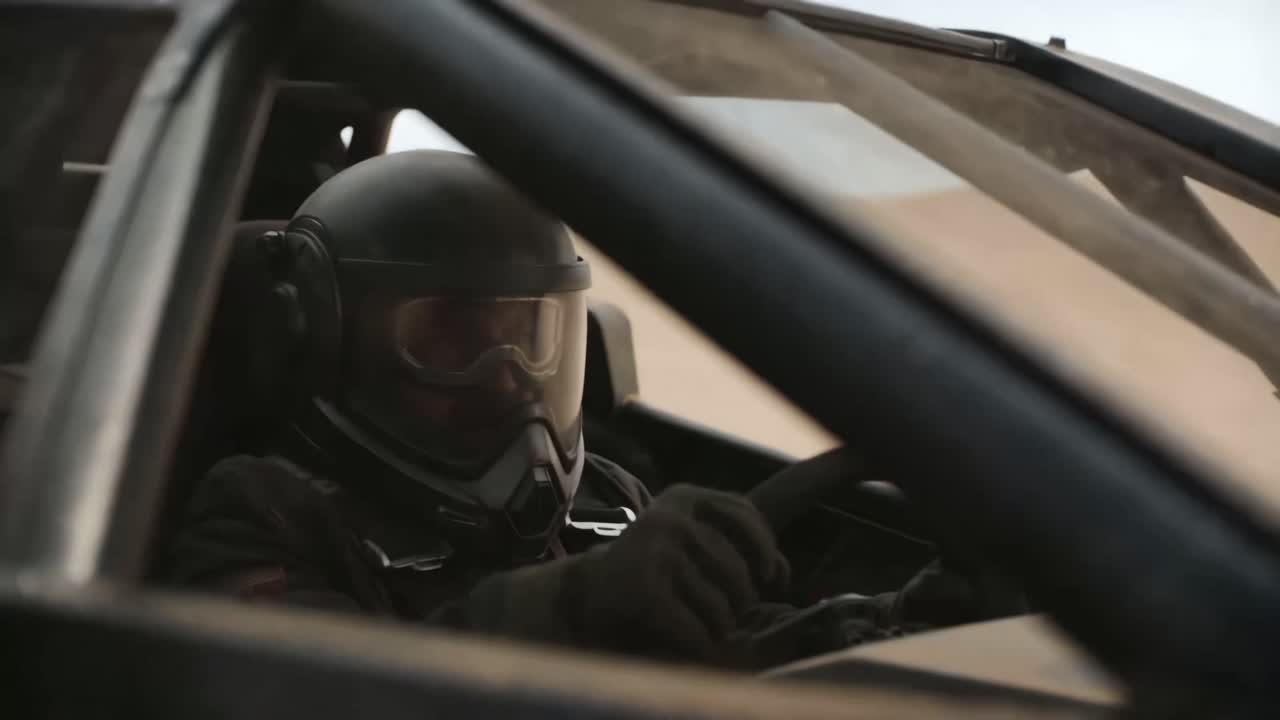 Seedance 2.0 Prompt: Epic Sci-Fi Sandstorm Desert Convoy