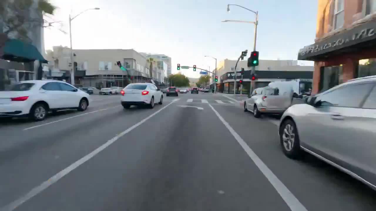 Seedance 2.0 Prompt: Food Delivery Rush Cinematic Video