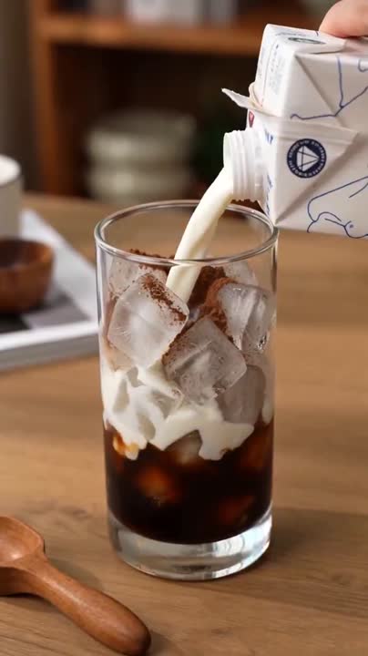 Seedance 2.0 Prompt: Iced Kopi Susu UGC Video