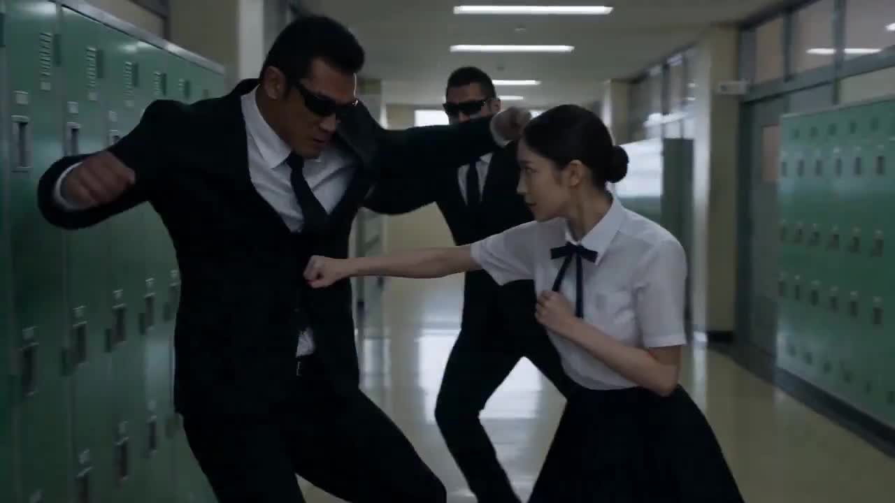 Seedance 2.0 Prompt: Japanese High School Fight Scene