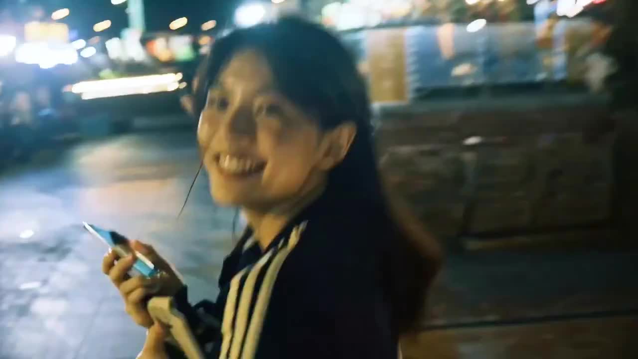 Seedance 2.0 Prompt: Nostalgic Taiwan Romance Film