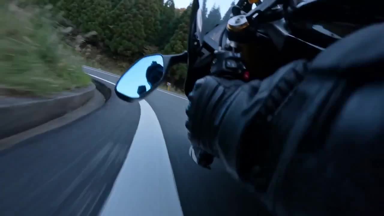 Seedance 2.0 Prompt: Superbike Touge Run Video Generation