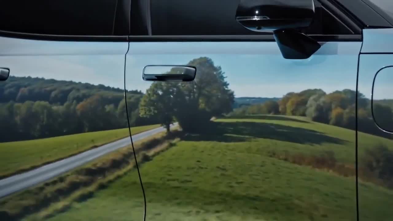 Seedance 2.0 Prompt: SUV Studio Projection Ad