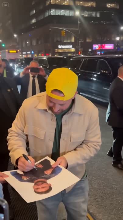 Seedance 2.0 Prompt: Ultra-realistic Celebrity Arrival Video